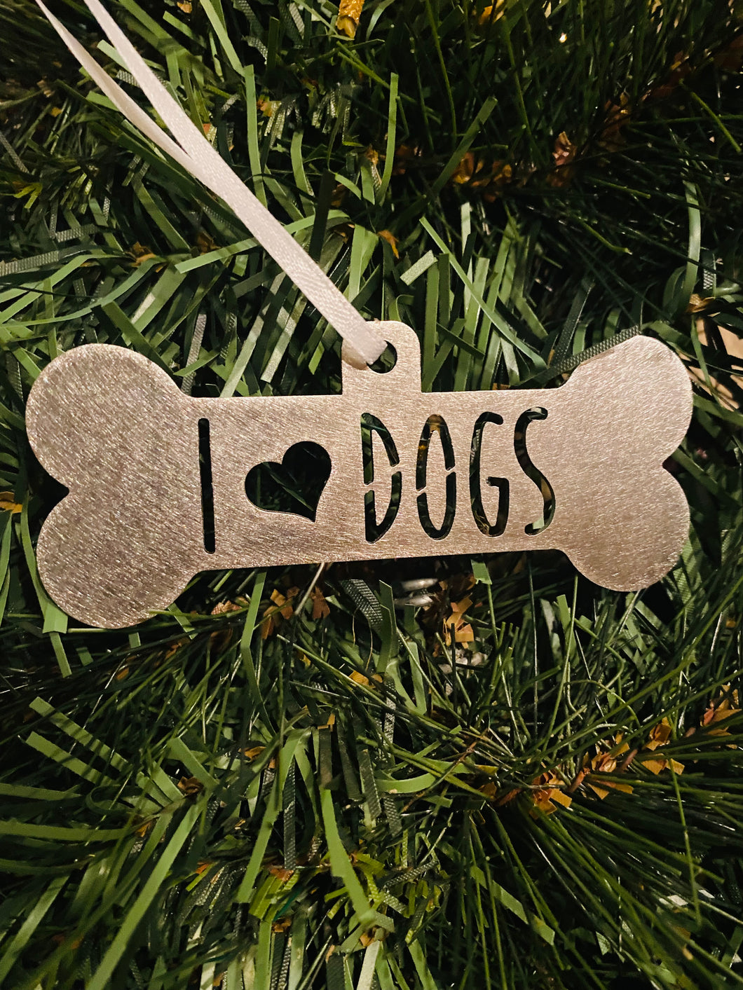 I Love Dogs Ornament